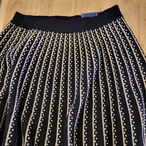 NEW With Tag Lark + Gray Knit Black & Gold A-line Skirt Stretch Viscose Metalic - Picture 4 of 7